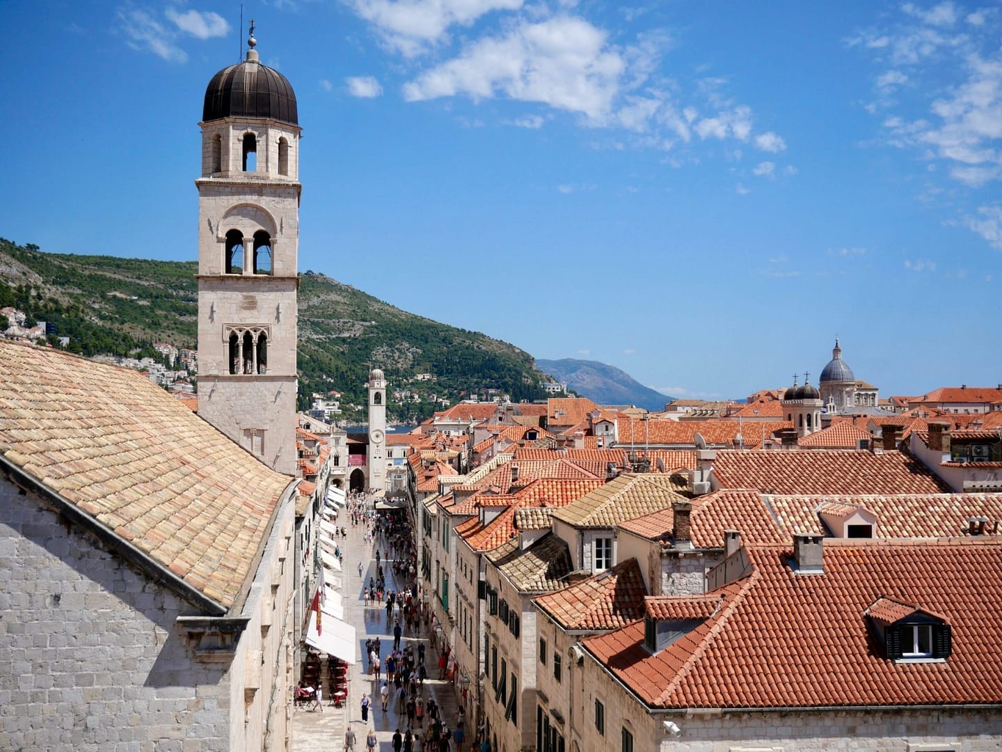 Dubrovnik bezoek aan de stadswallen