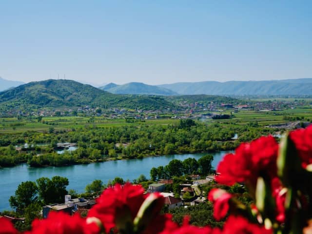 albanie uitzicht hotel shkroder